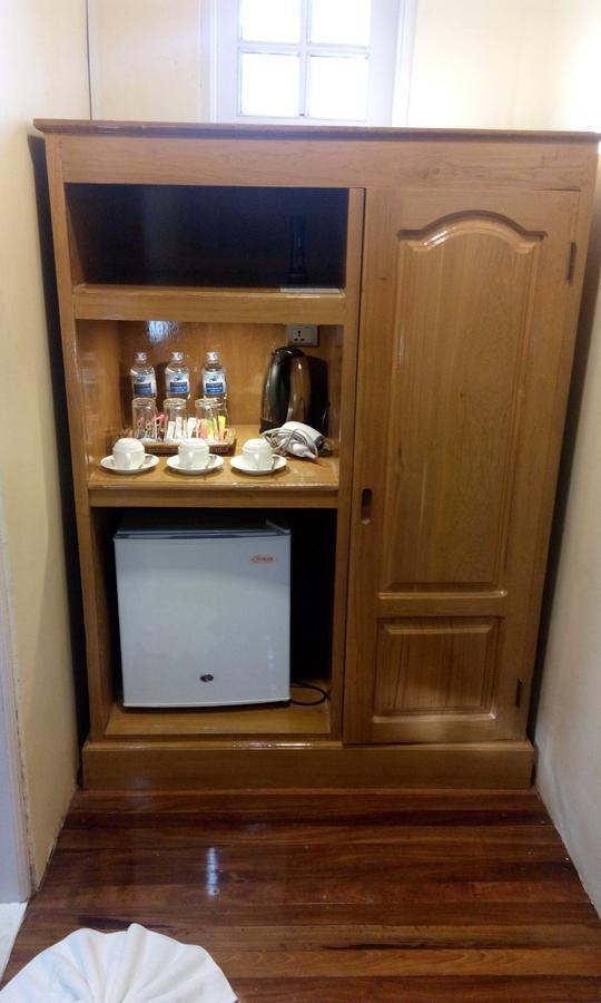 Hotel Juno Pakokku Rum bild